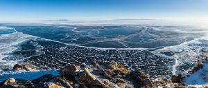 Why Lake Créteil Remained Frozen at the Shoreline But Not in the Middle