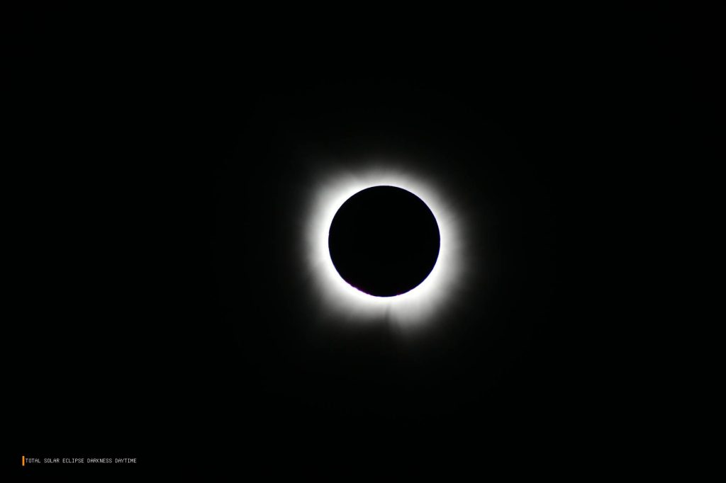 Total Solar Eclipse Darkness Daytime